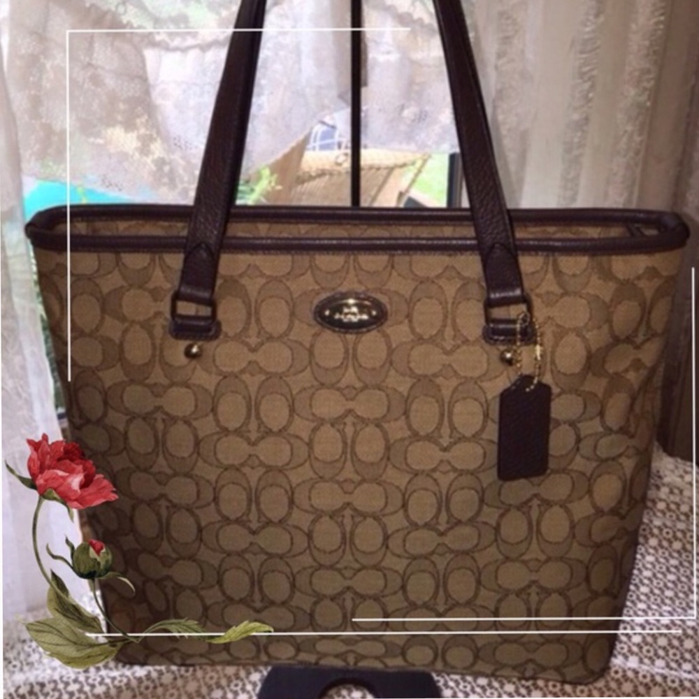 Coach Tote